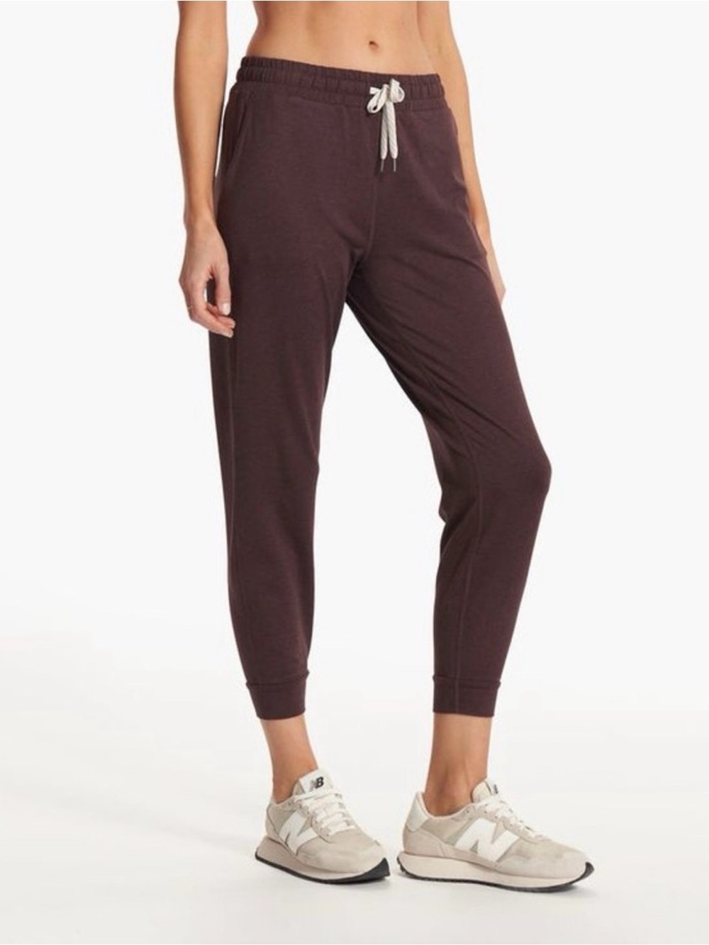 Vuori Dreamknit Performance Joggers, Mahogany Brown Heather, Large